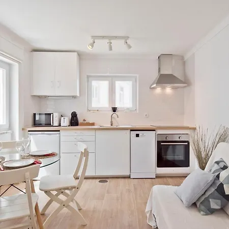 Bmyguest - Typical *