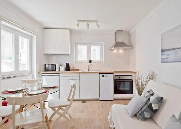 Bmyguest - Typical *